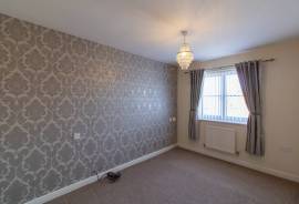 3 bedroom, Detached house for sale