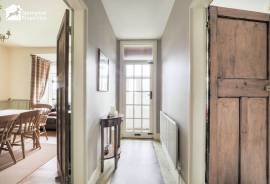 3 bedroom, Detached house for sale