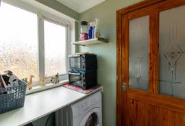 2 bedroom, Terraced bungalow for sale