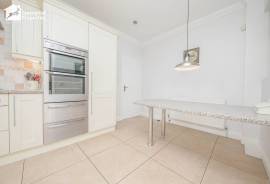4 bedroom, Detached house for sale