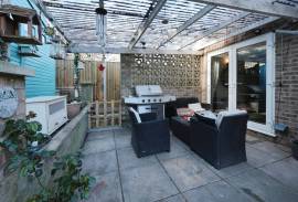 3 bedroom, Bungalow for sale
