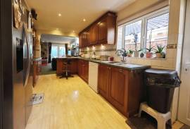 3 bedroom, Bungalow for sale