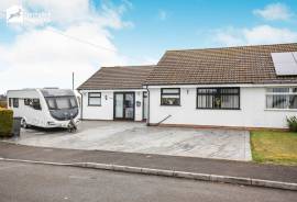 3 bedroom, Bungalow for sale