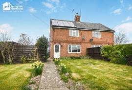 2 bedroom, Semi-detached house for sale