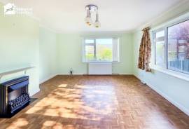 2 bedroom, Detached bungalow for sale