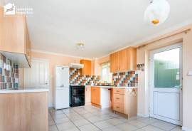 2 bedroom, Detached bungalow for sale