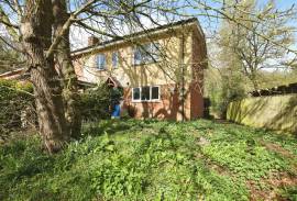 3 bedroom, End of terrace house for sale
