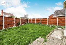 3 bedroom, Detached house for sale
