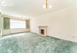 3 bedroom, Detached bungalow for sale