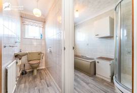 3 bedroom, Detached bungalow for sale