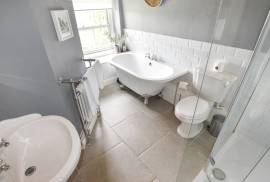 2 bedroom, Cottage for sale