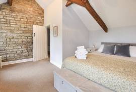 2 bedroom, Cottage for sale