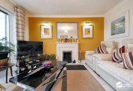 4 bedroom, Detached house for sale