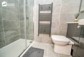 6 bedroom, Detached house for sale