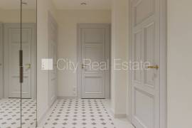 Apartment for rent in Riga, 233.20m2