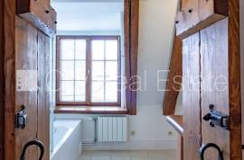 Apartment for rent in Riga, 120.00m2