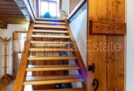 Apartment for rent in Riga, 160.00m2