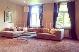Detached house for rent in Jurmala, 250.00m2