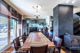 Detached house for rent in Jurmala, 260.00m2