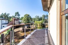 Detached house for rent in Jurmala, 260.00m2