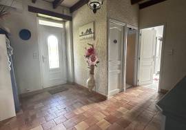 4 Bedrooms - Apartment - Aquitaine - For Sale - 11704-EY