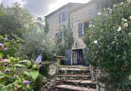 EXCLUSiViTE: Charmante maison en pierres avec piscine proche Monpazier