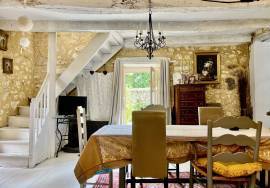 EXCLUSiViTE: Charmante maison en pierres avec piscine proche Monpazier