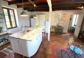 Charmante maison en pierre a vendre dans le coeur du Perigord Noir