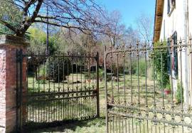 Charming Maison de Maitre house in peaceful setting