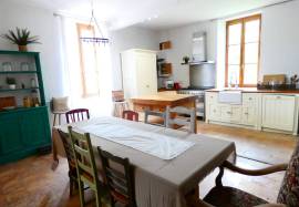 Charming Maison de Maitre house in peaceful setting