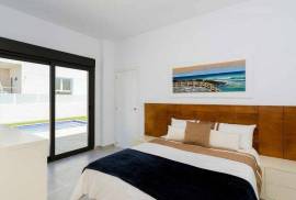 MEDITERRANEAN DESIGN VILLA CLOSE TO EVERYTHING