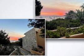 VILLA WITH PRIVATE ACCESS TO THE SEA, FORMENTERA, BALEARIC ISLANDS