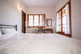 Hotel 285 sq.m for sale
