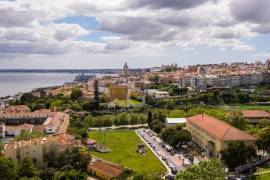 3-beds apartment with fantastic river and city views, in Penha de França, Lisbon 3-beds apartment with fantastic river and city views, in Penha de França, Lisbon