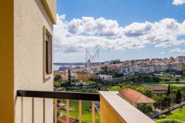 3-beds apartment with fantastic river and city views, in Penha de França, Lisbon 3-beds apartment with fantastic river and city views, in Penha de França, Lisbon