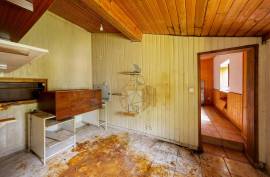 2 Bedroom Farm with Panoramic and Stunning Views of the mountains in Monchique