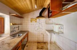2 Bedroom Farm with Panoramic and Stunning Views of the mountains in Monchique