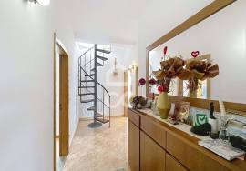 Detached house, with four bedrooms, with land in the municipality of Montalegre