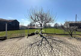 Detached house, with four bedrooms, with land in the municipality of Montalegre