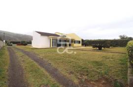 House with 3+1 Bedrooms - Mosteiros- Ponta Delgada