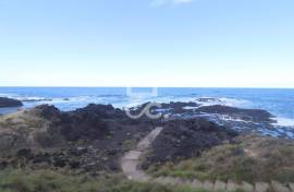 House with 3+1 Bedrooms - Mosteiros- Ponta Delgada
