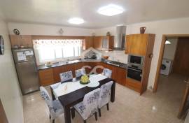 House with 3+1 Bedrooms - Mosteiros- Ponta Delgada