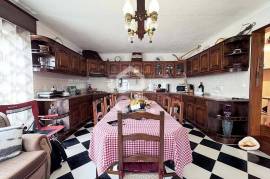3 bedroom villa with 1500m² of land