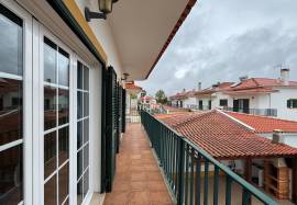House 4 Bedrooms - Santo Isidro de Pegões