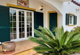 House 4 Bedrooms - Santo Isidro de Pegões