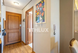 Great apartment, semi-furnished, 78M², for sale, 2 bedrooms, 1 suite, 1 parking space, Botanical Garden, POA/RS