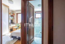 Great apartment, semi-furnished, 78M², for sale, 2 bedrooms, 1 suite, 1 parking space, Botanical Garden, POA/RS