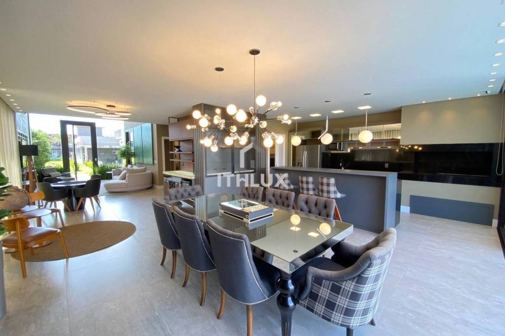 Magnificent House in Condominium, 254M², For Sale, Furnished, 4 Bedrooms, 4 Suites, 2 Parking Spaces, Capão da Canoa / RS