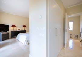 4+2 bedroom villa for sale in Vila Sol with GOLF view