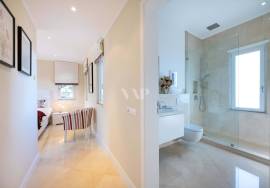 4+2 bedroom villa for sale in Vila Sol with GOLF view